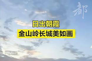 坎帕纳：很乐意把9号让给苏亚雷斯，他是我见过的最优秀的9号